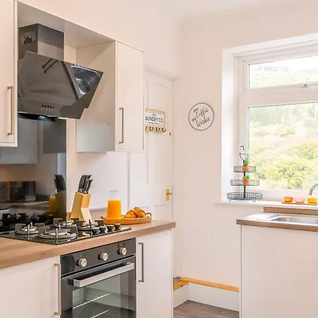 The Nest Superb Apartment In Afan Forest Bike Park By Staystaycations Port Talbot Esterno foto
